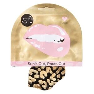 Sun's Out, Pout's Out Gold Foil Lip Masks Cica & Honeysuckle Flower Korean